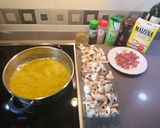 A picture of step 1 of Stewed Mushrooms with Ham.