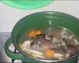 Foto langkah ke 4 dari resep Sayur Bening Oyong & Jamur Kuping.