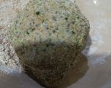 Foto del paso 3 de la receta: Cracker chía y verdeo