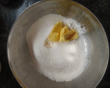 அண்ணாசி பழ அப்ஸைட் டவுன் கேக் ரெசிபி ஸ்டேப் 4 புகைப்படம்
