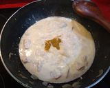 Foto del paso 4 de la receta: Pollo al curry con cacahuetes y leche de coco