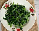 Foto langkah ke 3 dari resep Bayam rebus ijo.