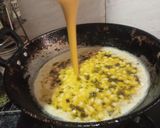 A picture of step 3 of Leftover boondi raita kadhi.