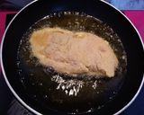 Foto del paso 3 de la receta: Escalopes de pechuga de pollo rellena de queso jamón y champiñón