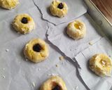 Foto langkah ke 3 dari resep Thumbprint Cookies Ekonomis.