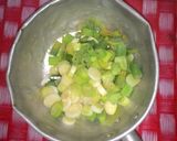 Foto langkah ke 8 dari resep Soto ayam segar.