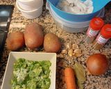 Foto del paso 1 de la receta: Estofado de patatas con calamares