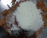 चॉकलेट बिस्कुट रोल (chocolate biscuit roll recipe in Hindi) रेसिपी चरण 2 फोटो