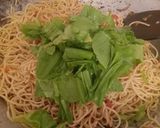 Foto langkah ke 3 dari resep Mie Kuning Goreng.