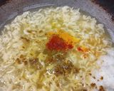 A picture of step 1 of Maggi bhel.