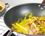 Gambar langkah 6 resipi Masak Lemak Cili Padi Pucuk Ubi Kayu dengan Daging Salai.