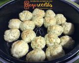 Foto del paso 2 de la receta: Albóndigas de merluza con tomate
