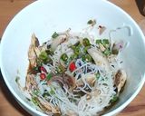 รูปขั้นตอนการทำที่ 4 ของ ยำขนมจีน