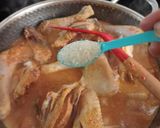Foto langkah ke 5 dari resep Kari Ayam.