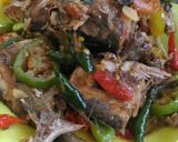 Foto langkah ke 5 dari resep Ikan Kembung tumis pedas.