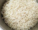A picture of step 1 of Brown rice with Mexican curry (no onion no garlic).