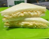 Foto langkah ke 5 dari resep Egg Mayo Sandwich (Tamago Sando).