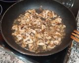 Foto del paso 2 de la receta: Salsa de champiñones para pasta