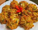 Foto langkah ke 3 dari resep Bakwan Sayur Kriuk - Kriuk ala Dapoer Mama Cindhy.