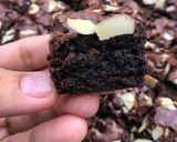 Foto langkah ke 4 dari resep Chewy brownies with shiny crust.