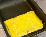 A picture of step 5 of Simple omlet with minced meat and onions.