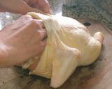 Foto del paso 2 de la receta: Pollo a la lata