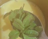 A picture of step 2 of Haldi wala dudh.