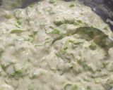 Foto del paso 3 de la receta: Buñuelos de cebolla y de lechuga