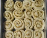 Foto langkah ke 8 dari resep Cinnamon Roll.