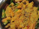 લાલ લીલા રાયતા મરચા(Red,green raita marcha recipe in Gujarati)