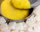 Foto del paso 4 de la receta: Ceviche de merluza con salsa de mango y jengibre