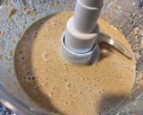 Foto del paso 1 de la receta: Torta invertida de manzana y uvas 🍇 con avena