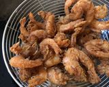 Foto langkah ke 4 dari resep Udang Goreng Tepung, Krispy.