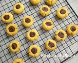Foto langkah ke 9 dari resep Thumb Print Cookies (5 bahan).