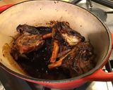 Une image de l'étape 9 de Souris d'agneau confites au miel, thym et romarin.
