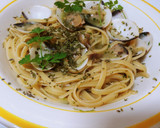 Foto del paso 3 de la receta: Spaghetti  o tallarines amb almejas en salsa verde
