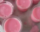 Foto langkah ke 5 dari resep Puding silky puyo strowberry.