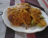 A picture of step 3 of Pumpkin flower fritters.