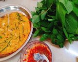 A picture of step 3 of Korean Seafood Pancakes (Bánh xèo Hàn Quốc).
