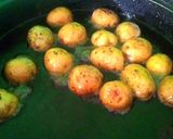 Foto langkah ke 1 dari resep Balado Kentang Telur Puyuh.