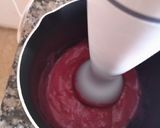Foto del paso 3 de la receta: Ganache de frutilla