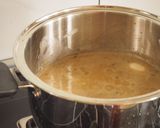 A picture of step 3 of Green Bean Porridge 緑豆のお粥.