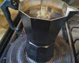 Foto del paso 2 de la receta: Como Hacer Un Buen Café A La Argentina 💙🤍💙 Con Crema