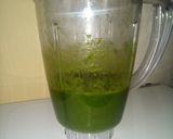 A picture of step 3 of Green smoothie.