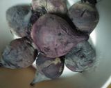 A picture of step 1 of Beetroot crunchy cutlets.