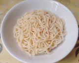 Hình bước làm 1 của món Mì UDON tươi xào rau củ