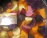 A picture of step 3 of Potatoes with Carrots.