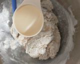 Foto langkah ke 1 dari resep Oregano Cheese Sourdough Bread.
