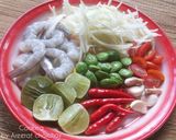 รูปขั้นตอนการทำที่ 1 ของ ส้มตำกุ้งสดสะตอ