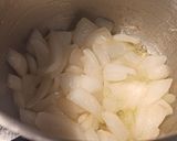 Foto del paso 2 de la receta: Rollitos de calabacín rellenos de jamón de york y champiñones